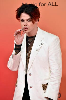 Yungblud at the MTV European Music Awards 2021 at Laszlo Papp Sports Arena Budapest, 14 11 2021 Foto:xH.xZwanzigerx xFuturexImage