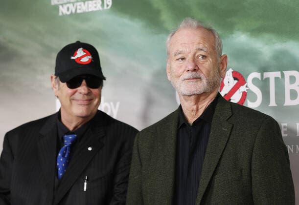 Bilder des Jahres 2021, Entertainment 11 November Entertainment Themen der Woche KW46 Entertainment Bilder des Tages Dan Aykroyd and Bill Murray arrive on the red carpet at the Ghostbusters: Afterlife World Premiere on November 15, 2021 in New York City.  NYP20211115159 JohnxAngelillo