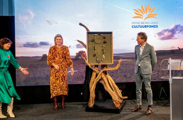 16-11-2021 Kootwijk Queen Maxima attend the Prince Bernhard Cultuurfonds Prize 2021 to Jelle de Jong of IVN Nature Education in the former radio station Radio Kootwijk. Â  Copyright: xPPEx