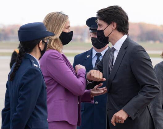 November 17, 2021, Washington, United States: Canadian Prime Minister Justin Trudeau is greeted by the Canadian Ambassador to the United States Kirsten Hillman as he arrives, Wednesday, November 17, 2021 in Washington, D.C. Trudeau is in Washington for two days of meetings with U.S. officials and tomorrow s Three Amigos summit. Washington United States  - ZUMAc35_ 20211117_zaf_c35_007 Copyright: xAdrianxWyldx