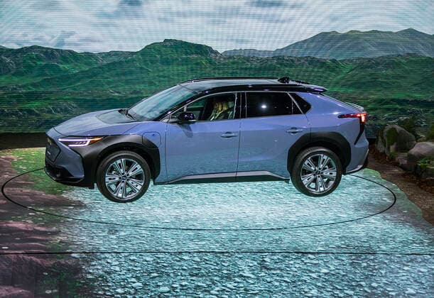 November 17, 2021, Los Angeles, California, USA: The 2023 Subaru Solterra all-electric SUV is unveiled at the 2021 Automobility LA on Wednesday November 17, 2021 at the Los Angeles Convention Center. PI Los Angeles USA - ZUMAp124 20211117_zaa_p124_035 Copyright: xARIANAxRUIZx