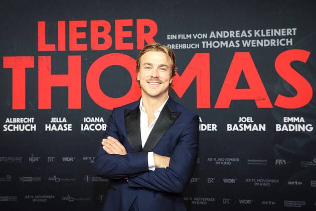 Premiere Dear Thomas at the cinema international Albrecht Schuch Premiere Dear Thomas at the cinema international in Berlin Copyright: xEventpressxSDx