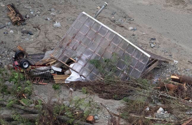 November 18, 2021, Coquihalla highway, BC, CANADA: Damage caused by heavy rains and mudslides earlier in the week is pictured along the Coquihalla Highway near Hope, B.C., Thursday, November 18, 2021. Coquihalla highway CANADA  - ZUMAc35_ 20211118_zaf_c35_067 Copyright: xJonathanxHaywardx
