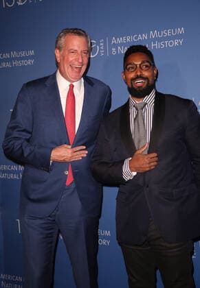 November 18, 2021, New York, NY, USA: NYC Mayor BILL DE BLASIO attends the Museum Gala 2021 at the American Museum of Natural History, NYC.November 18, 2021. New York USA - ZUMAms4_ 20211118_zaf_ms4_012 Copyright: xSoniaxMoskowitzxGordonx