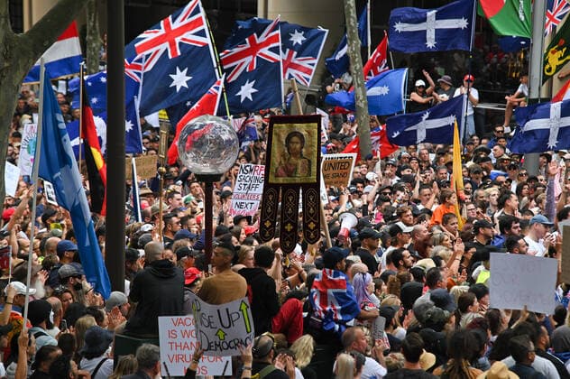 COVID19 FREEDOM RALLY SYDNEY, People participate in The Worldwide Rally for Freedom protest against mandatory vaccinations and lockdown measures in Sydney, Saturday, November 20, 2021. The Worldwide Rally for Freedom is a day of rallies purportedly for freedom across many countries, including Australia. ( NO ARCHIVING, EDITORIAL USE ONLY, NO USE IN BOOKS WITHOUT CONSENT SYDNEY NSW AUSTRALIA  Copyright: xStevenxSaphorex 20211120001598405564