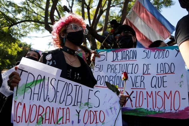 Members and supporters of the LGBT community protest within the framework of the International Trans Memory Day, in Guadalajara, Jalisco state, Mexico, 20 November 2021. The Mexican trans community demonstrated this Saturday, International Trans Memory Day, amid a wave of transphobic violence in the second country with the most hate murders in Latin America. Trans community in Mexico marches amid wave of transphobic violence !ACHTUNG: NUR REDAKTIONELLE NUTZUNG!  Copyright: xFranciscoxGuascox MEX7378 20211120-08988fc10962784377809ca39e3079bb7cad8d64
