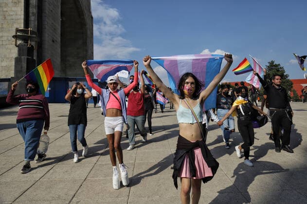 Transgender Community Protest Against Transphobia And Transfemicides MEXICO CITY, MEXICO - NOVEMBER 20, 2021: transgender community members take part during a demonstration against transphobia and demanded justice for the trans femicides during the commemoration the transgender remembrance day. On November 20, 2021 in Mexico City, Mexico. (Photo by Fernanda Rojas Eyepix Group) Copyright: xFernandaxRojasx EYEPIXGROUP_FR_20112021_19840