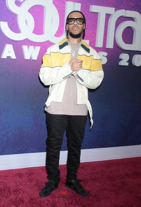 NEW YORK, NY - NOVEMBER 20: ELHAE at the 2021 Soul Train Awards at The Apollo Theater in New York City on November 20, 2021. Copyright: xRWx