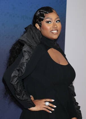 NEW YORK, NY - NOVEMBER 20: Jazmine Sullivan at the 2021 Soul Train Awards at The Apollo Theater in New York City on November 20, 2021. Copyright: xRWx