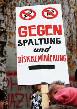 Photo Manuel Geisser 20 11 2021 Zurich Corona Demo Zurich Demonstration against the Covid Law Participants with banners