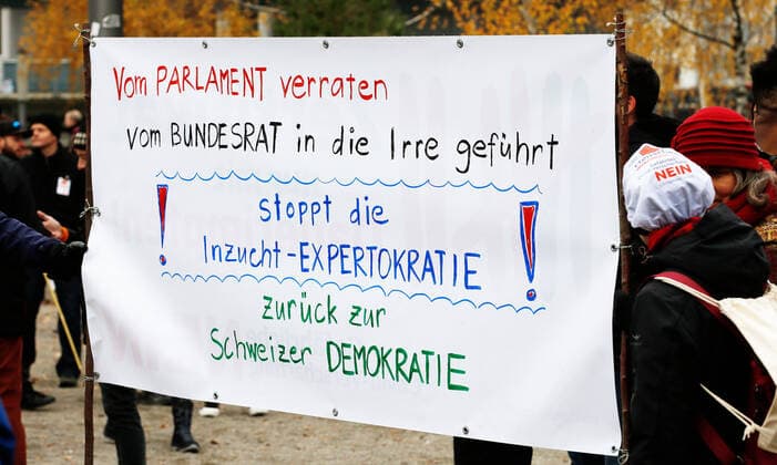 Photo Manuel Geisser 20 11 2021 Zurich Corona Demo Zurich Demonstration against the Covid Law Participants with banners