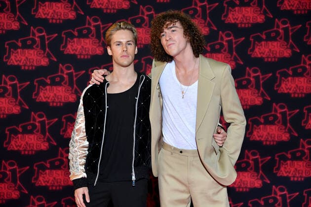 NRJ Music Awards. Tapis rouge. 274756 2021-11-20 Cannes France De Rummel, César Laurent (Ofenbach); Lauduique, Dorian (Ofenbach)  Copyright: xLionelxUrmanx xStarfacex STAR_274756_189