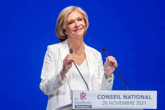 Issy Les Moulineaux, France le 20 Novembre, 2021 - Conseil national du parti politique Les Republicains LR - Valerie Pecresse POLITIQUE, LR, LES REPUBLICAINS, ELECTION PRESIDENTIELLE, CANDIDAT, DROITE  Copyright: xVincentxIsorex