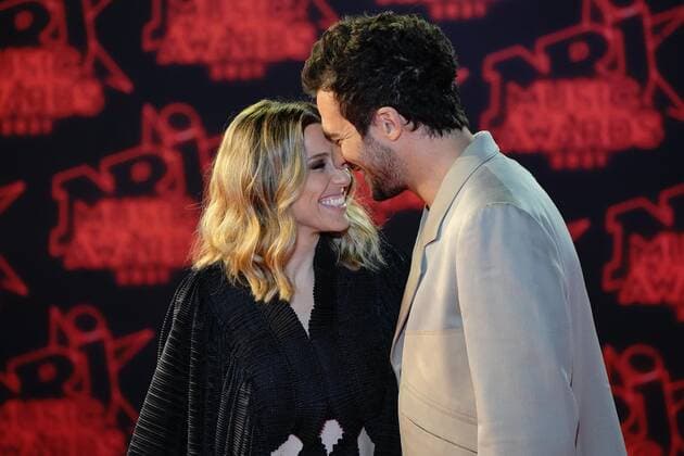 Amir Haddad - Lital Haddad CELEBRITES : NRJ Music Awards - Cannes - 20 11 2021 NorbertScanella Panoramic 