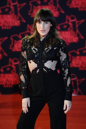 Juliette Armanet CELEBRITES : NRJ Music Awards - Cannes - 20 11 2021 NorbertScanella Panoramic 