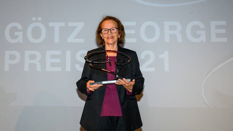 Berlin GER, Berlin, 21 11 21, Goetz George Prize 4 Red Carpet Gudrun Ritter Preistraegerin 2021 stolz und geruehert, Goetz George Prize 4 Red Carpet, Kaiserin Friedrich Haus, 21 11 21, Copyright: xUwexKoch Eibner-Pressefotox EP_UKH