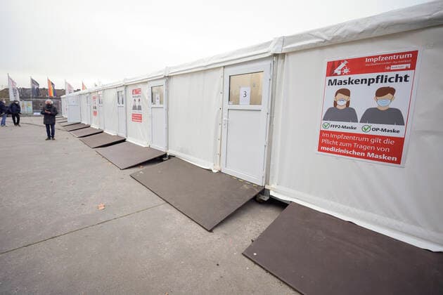 State Premier of NRW and Mayor of NRW visit vaccination centre in Cologne Impressions of the newly opened Drive In Vaccination Centre for the Corona vaccination at the Lanxess Arena in Cologne North Rhine Westphalia Germany
