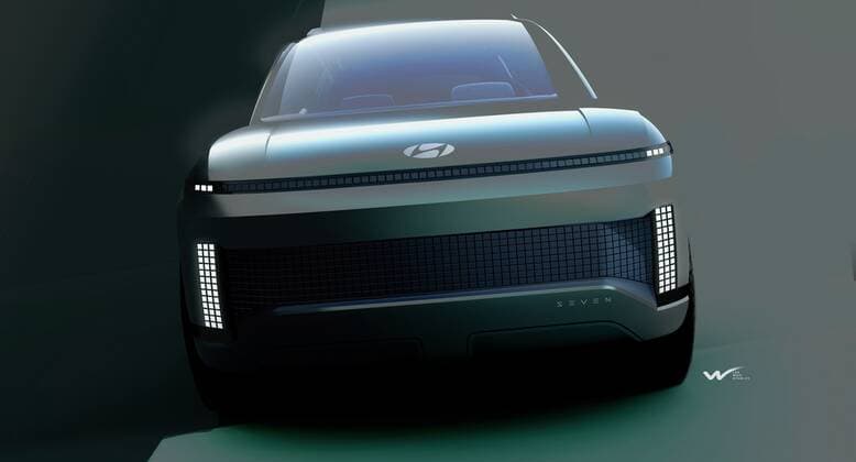 VIDEO AVAILABLE: CONTACT INFO@COVERMG.COM Hyundai Motor Company revealed SEVEN, their new self-driving sport utility electric vehicle (SUEV) concept at the AutoMobility LA event last week (17November2021). The futuristic vehicle features a lounge-like interior where the driver s control stick retracts in autonomous mode, letting them and their passengers socialise while lounging in two swivelling chairs and curved bench seat. The car even has a mini fridge, shoe refreshers and a panoramic screen that offers both entertainment or ambiance. As a result, passengers can relax and let the technology take the strain - while sitting beneath a ?vision roof? featuring a panoramic screen that not only displays various content based on passenger Copyright: xx 50930281 EDITORIAL USE ONLY. NOT FOR USE BY NEWSPAPERS BASED IN THE UK.