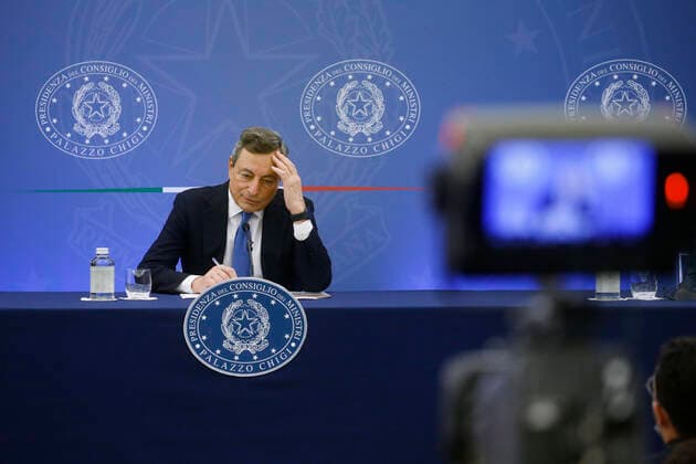 November 24, 2021, ROME, ITALY: Italian Prime Minister, Mario Draghi, during the press conference to illustrate the new measures adopted by the Italian government to contain the spread of Covid-19 in Italy, Rome 24 November 2021. ANSA FABIO FRUSTACI ROME ITALY - ZUMAa110 20211124_zaf_a110_084 Copyright: xFabioxFrustacix