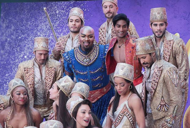 Bilder des Jahres 2021, Entertainment 11 November Entertainment Themen der Woche KW47 Entertainment Bilder des Tages NEW YORK, NY - November 24: Michael James Scott, Michael Maliakel and the cast of Aladdin perform on Good Morning America at Times Square in New York City on November 24, 2021. Copyright: xRWx