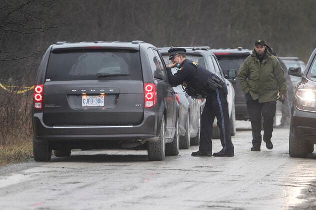 November 25, 2021, KAWARTHA LAKES, ONT, CANADA: Ontario Provincial Police attend a rural shooting scene on Devitts Road, in the City of Kawartha Lakes, Ont., on Thursday, November 25, 2021. The OPP Special Investigations Unit is investigating as a Kawartha Lakes OPP officer discharged his weapon during the incident. One man who has not been identified was pronounced deceased at the scene. KAWARTHA LAKES CANADA  - ZUMAc35_ 20211125_zaf_c35_101 Copyright: xFredxThornhillx