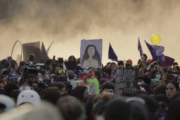 International Day For The Elimination Of Violence Against Women Feminist organisations and collectives gathered at the Monument to the Revolution to march from the Angel of Independence to the Zocalo in Mexico City to mark the International Day for the Elimination of Violence against Women. Mexico City Mexico  Copyright: xGerardoxVieyrax originalFilename:vieyra-notitle211125_np5yN.jpg