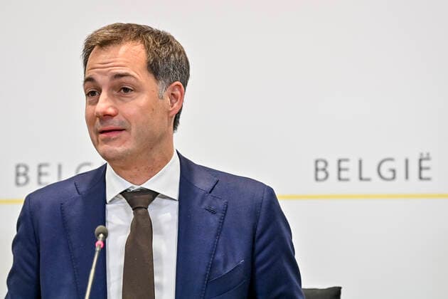 Prime Minister Alexander De Croo pictured during a press conference after a meeting of the consultative committee with ministers of the Federal government, the regional governments and the community governments, to discuss the rising Covid-19 infections, Friday 26 November 2021 in Brussels.  DIRKxWAEM 3143816