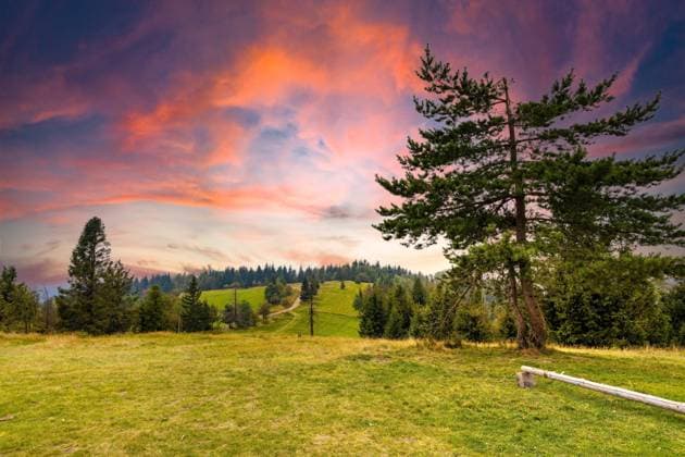 Panoramic view of Beskidy Mountains seen from Potrojna peak in Little Beskids in Lesser Poland  BEW1DF6AE07