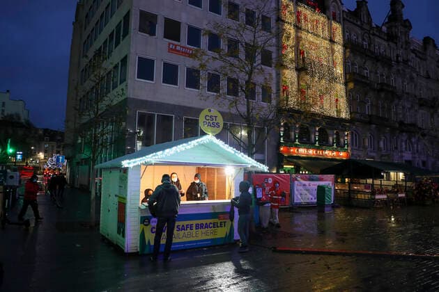 CST Covid Safe Ticket pictured during the opening of the 20th edition of Winterpret - Plaisirs d Hiver , the Christmas Market in the Brussels city center, Friday 26 November 2021.  NICOLASxMAETERLINCK 3144076
