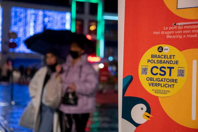 CST Covid Safe Ticket pictured during the opening of the 20th edition of Winterpret - Plaisirs d Hiver , the Christmas Market in the Brussels city center, Friday 26 November 2021.  NICOLASxMAETERLINCK 3144080