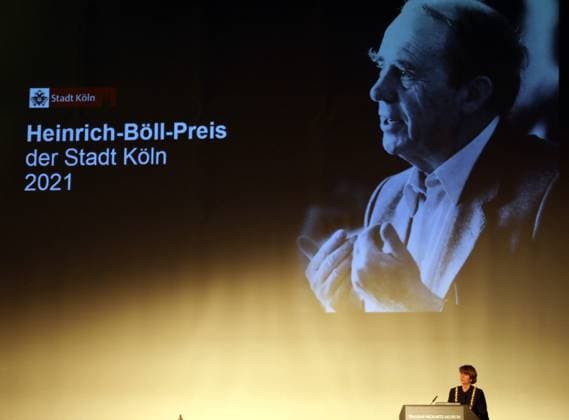 Heinrich Böll Prize 2021 Wallraff Richartz Museum Cologne Germany 26 11 2021 Lord Mayor Henriette Reker
