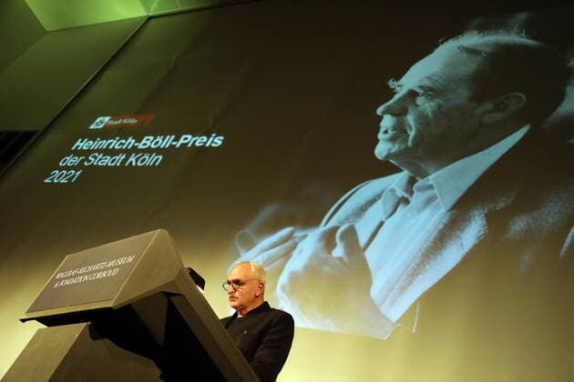 Verleihung Heinrich-Böll-Preis 2021 Wallraff-Richartz-Museum Köln Deutschland 26.11.2021 Preisträger Jose F.A. Oliver