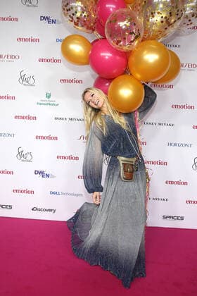 Mia Florentine Weiss at the Emotion Award ceremony on 26 11 2021 in Hamburg Emotion Award 2021 in Hamburg