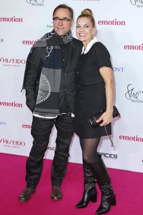 Jan Josef Liefers with wife Anna Loos at the 10 presentation of the EMOTION Award 2021 at the Curio Haus Hamburg, 26 11 2021 Foto:xgbrcix xFuturexImage