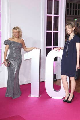 Nova Meierhenrich and Mareike Fell at the 10 presentation of the EMOTION Award 2021 at the Curio Haus Hamburg, 26 11 2021 Foto:xC.xTamckex xFuturexImage
