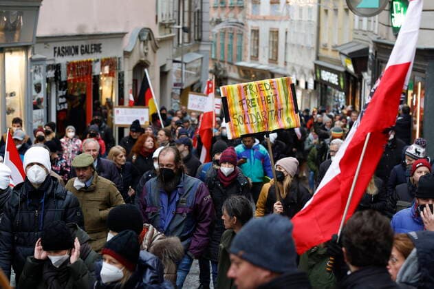* OUT of AUT - Keine Weitergabe an Drittanbieter