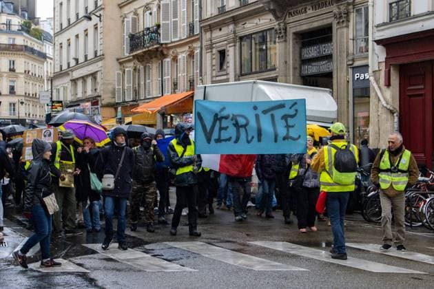Demonstration against the Health Pass in Paris. The procession started from the Place de la Bataille de Stalingrad and ended on the Place Franz Liszt in front of the Saint Vincent-de-Paul church.  MarynexDjourix xLexPictorium LePictorium_0256038