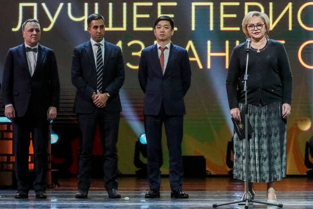 MOSCOW, RUSSIA â€“ NOVEMBER 28, 2021: Russian State Duma member Znaniye Knowledge Society chairwoman Lyubov Dukhanina (R) at the 7th award ceremony for the â€˜For Fidelity To Scienceâ€™ Prize at the State Kremlin Palace. The For Fidelity to Science Prize is awarded annually for outstanding contribution to scientific communication and promotion of science and the prestige of scientists and engineers in Russia. Sergei Karpukhin TASS  TS119E6F