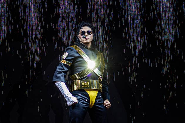 Entertainment Themen der Woche KW47 Entertainment Bilder des Tages SÃO PAULO, SP - 28.11.2021: TRIBUTO AO REI DO POP - The artist Rodrigo Teaser presents the Tribute to the King of Pop, in honor of Michael Jackson, the show took place this Sunday night, at Tom Brasil, in São Paulo, November 28th. x2148473x  VanxCampos