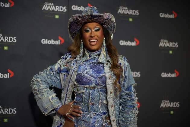 November 29, 2021, London, on, Canada: Co-host Priyanka poses for photographers on the red carpet at the Canadian Country Music Awards in London, Ont., Monday, Nov. 29, 2021. London Canada  - ZUMAc35_ 20211129_zaf_c35_088 Copyright: xGeoffxRobinsx
