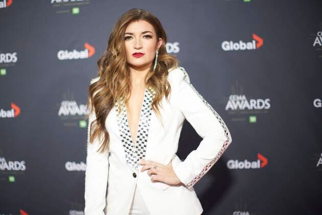 November 29, 2021, London, on, Canada: Tenille Townes poses for photographers on the red carpet at the Canadian Country Music Awards in London, Ont., Monday, Nov. 29, 2021. London Canada  - ZUMAc35_ 20211129_zaf_c35_109 Copyright: xGeoffxRobinsx