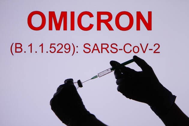 Wind theme image Omicron, Omicron variant, mutant, new virus variant of coronavirus from South Africa, Omicron theme image Omicron, Omicron variant, mutant, new virus variant of coronavirus from South Africa, Omicron Omicron, Omicron, SARS Cov 2, B 1 1 529, coronavirus, silhouette with syringe and gloves, finger, vaccine Copyright: xFleigx xEibner-Pressefotox EP_dfg