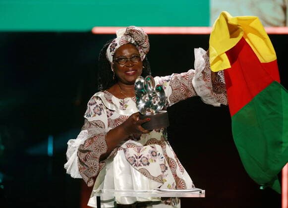 Bilder des Jahres 2021, News 12 Dezember News Themen der Woche KW48 Laureate Marthe Wandou, Cameroon, at the 2021 Right Livelihood Award ceremony at Cirkus, in Stockholm, Sweden on December 01, 2021. Wandou received the prize for building a model of community-based child protection in the face of terrorist insurgency and gender-based violence in the Lake Chad region of Cameroon. Stockholm Sweden x1037x *** Laureate Marthe Wandou, Cameroon, at the 2021 Right Livelihood Award ceremony at Cirkus, in Stockholm, Sweden on December 01, 2021 Wandou received the prize for building a model of community based child protection in the face of terrorist insurgency and gender based violence in the Lake Chad region of Cameroon Stockholm Sweden x1037x,  Copyright: xSörenxAnderssonx xTTx SWEDEN RIGHT LIVELIHOOD AWARD