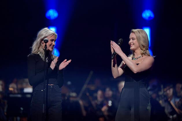 STOCKHOLM 20211201 Ella Tiritiello and Zara Larsson Together For A Better Day at Avicii Arena, a concert to draw attention to mental illness at the Tim Bergling Foundation s annual day STOCKHOLM SWEDEN x10040x,  Copyright: xAndersxWiklund TTx TOGETHER FOR A BETTER DAY
