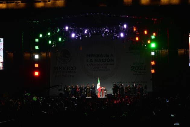 President Lopez Obrador Holds Third Annual Report On State Of The Nation MEXICO CITY, MEXICO - DECEMBER 1, 2021: Mexico s President Andres Manuel Lopez Obrador, gestures while speaking during his third state of the nation report to Celebrates three years In Presidency at Mexico City Zocalo. On December 1, 2021 in Mexico City, Mexico. (Photo by Carlos Tischler Eyepix Group) Copyright: xCarlosxTischlerx xEyepixxGroupx EYEPIXGROUP_CT_01122021_20390