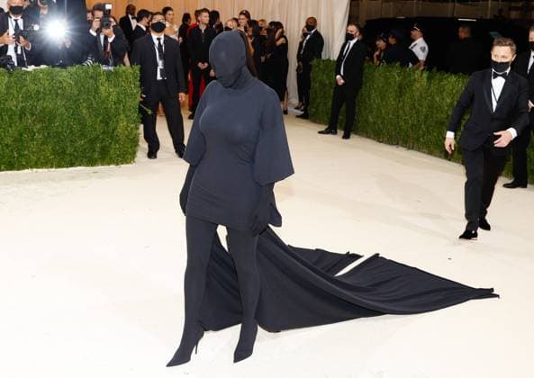 Kim Kardashian arrives on the red carpet for The Met Gala celebrating the opening of In America: A Lexicon of Fashion at The Metropolitan Museum of Art in New York City on Monday, September 13, 2021.  POY2021E015 JOHNxANGELILLO