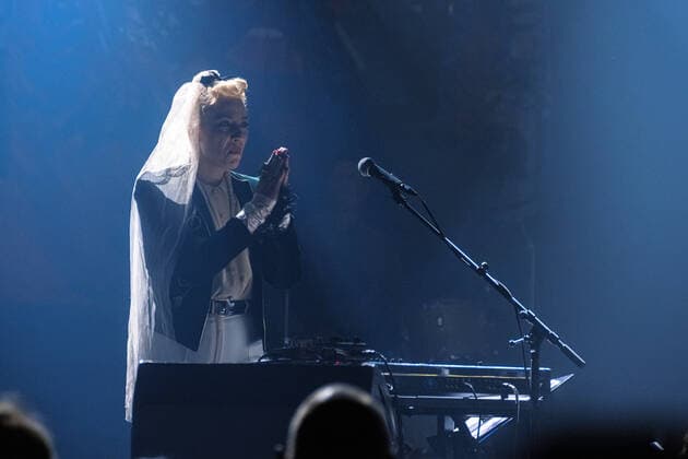 Jenny Wilson live in Copenhagen, Denmark Copenhagen, Denmark. 01st. December, 2021. The Swedish singer, songwriter and musician Jenny Wilson performs a live concert at VEGA in Copenhagen. Copenhagen Denmark  Copyright: xGonzalesxPhoto PeterxTroestx