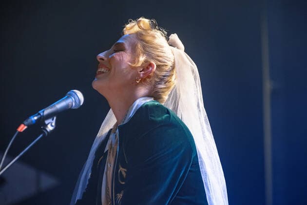 Jenny Wilson live in Copenhagen, Denmark Copenhagen, Denmark. 01st. December, 2021. The Swedish singer, songwriter and musician Jenny Wilson performs a live concert at VEGA in Copenhagen. Copenhagen Denmark  Copyright: xGonzalesxPhoto PeterxTroestx