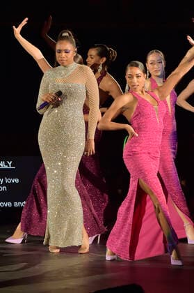 Jennifer Hudson live at AHF World AIDS Day 2021 concert at The Forum Inglewood, 01 12 2021. Foto:xD.xStarbuckx xFuturexImage
