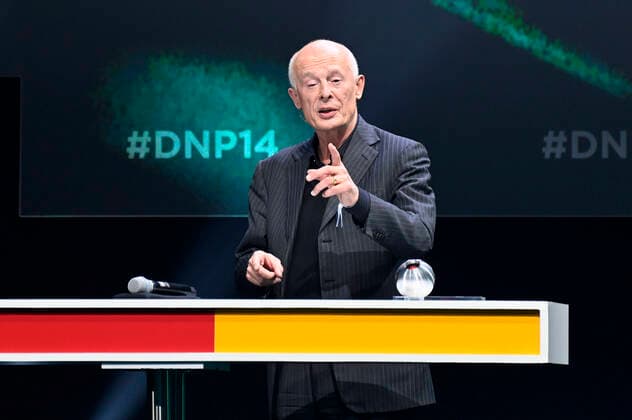 Hans Joachim Schellnhuber at the presentation of the German Sustainability Award Design 2021 at the Maritim Hotel Düsseldorf, 02 12 2021 Foto:xF.xKernx xFuturexImage